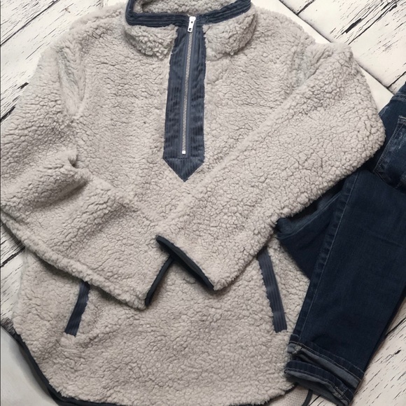 Slate Sherpa pullover - Picture 2 of 2